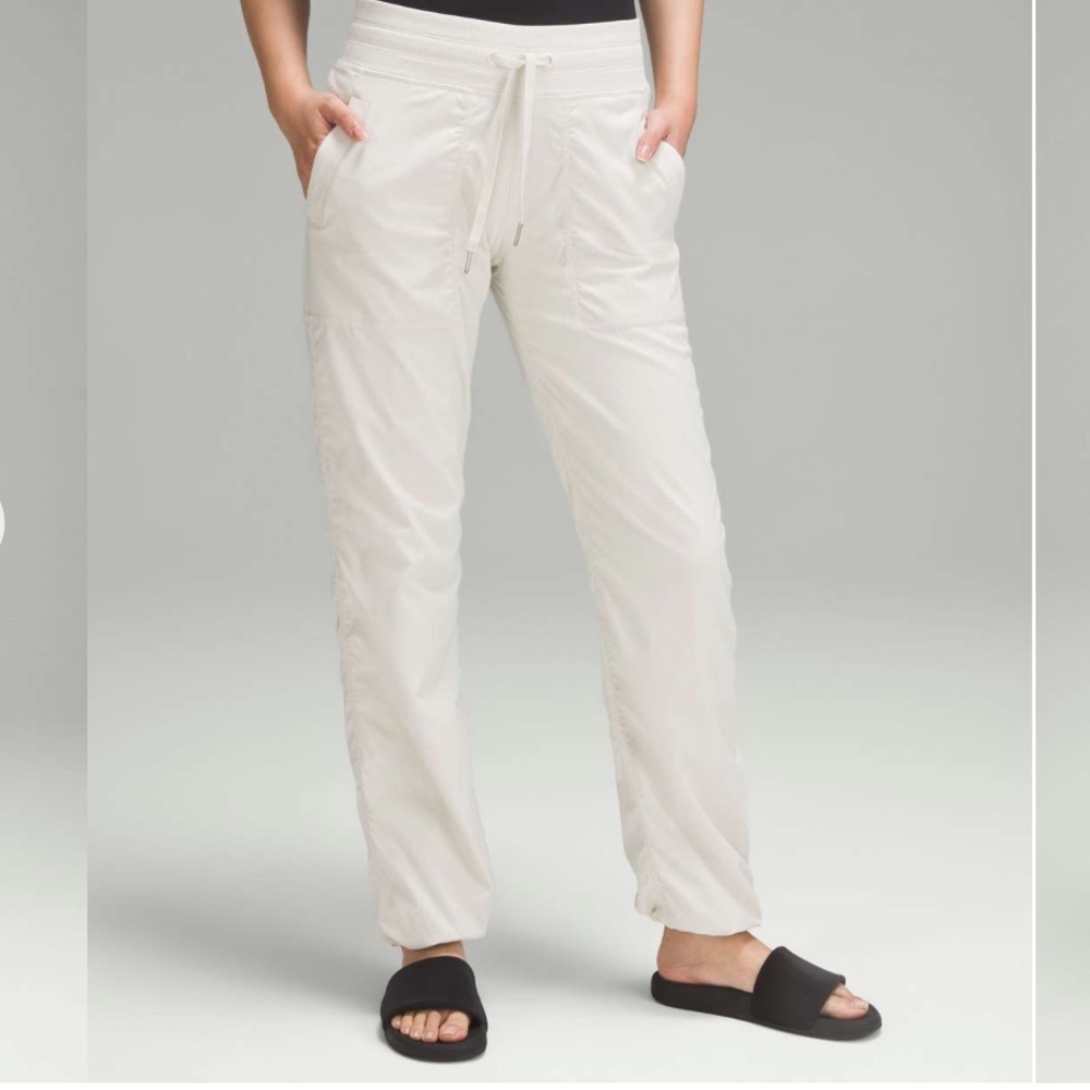 Lululemon White Mid-Rise Full Length Pants